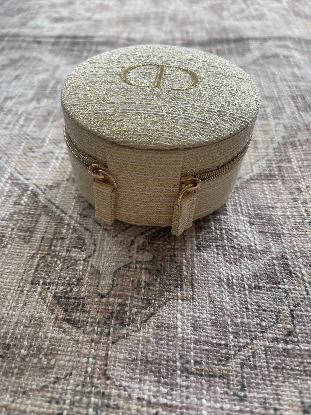 Dior Mini Gold Round Compact Travel Case - Picture 5 of 8